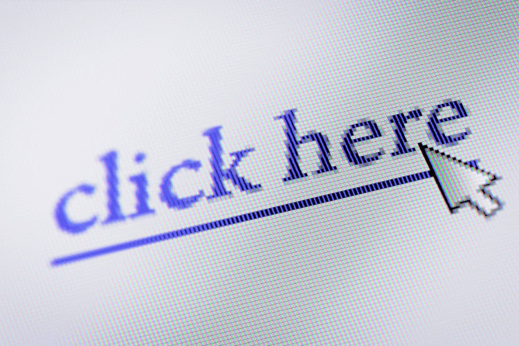 9 Types of Anchor Texts in SEO (And How Important They Are) 2 'Click here' on screen