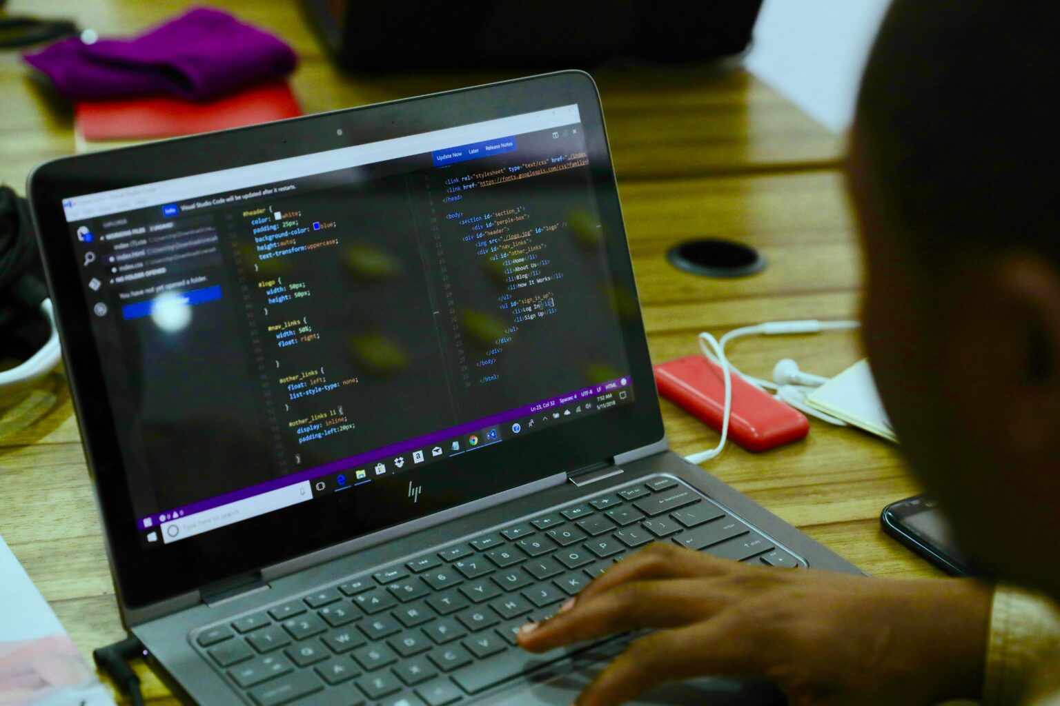 JavaScript SEO: How To Optimize Your Website For Search 1 JavaScript SEO